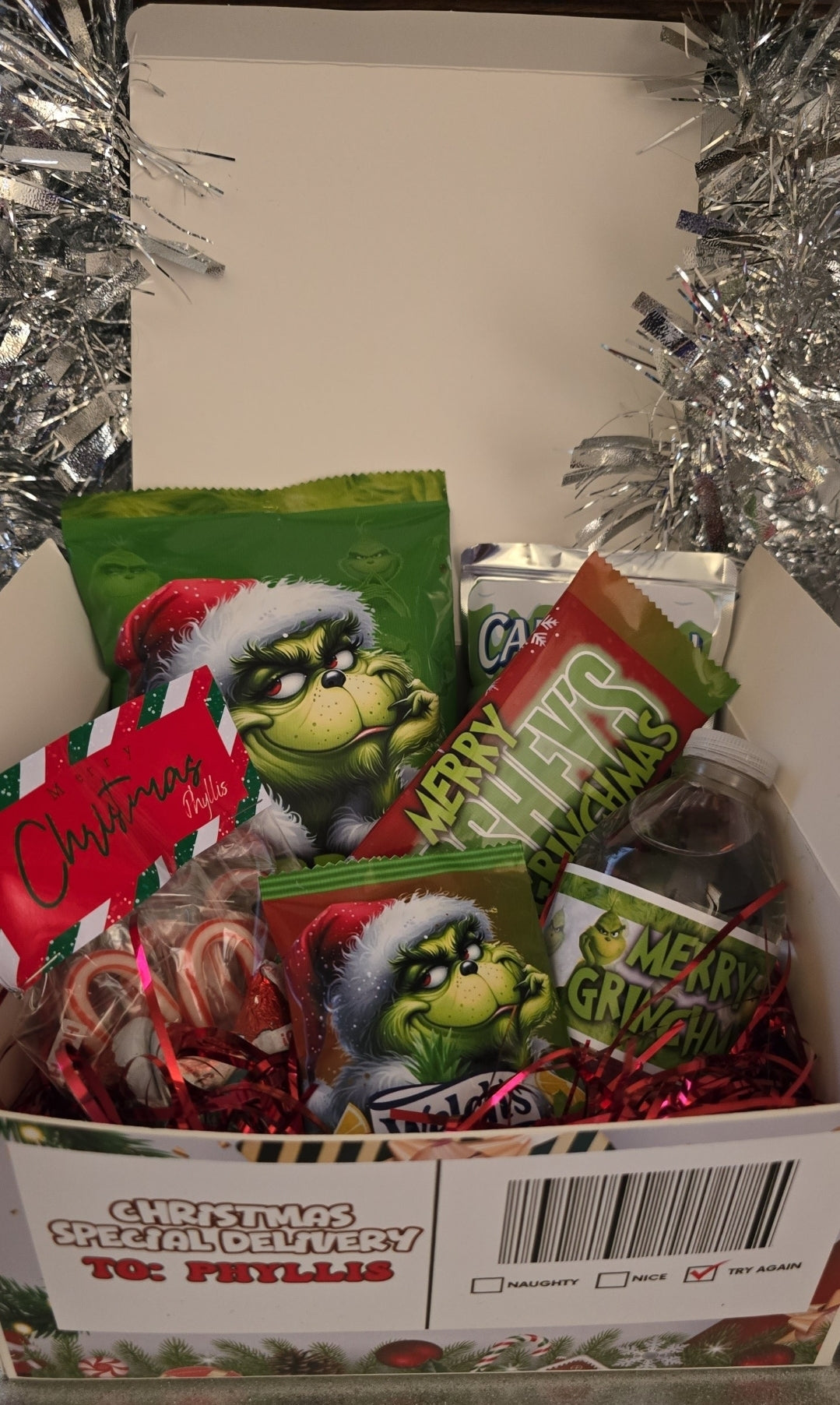 "Merry Grinchmas" Party Favor Box
