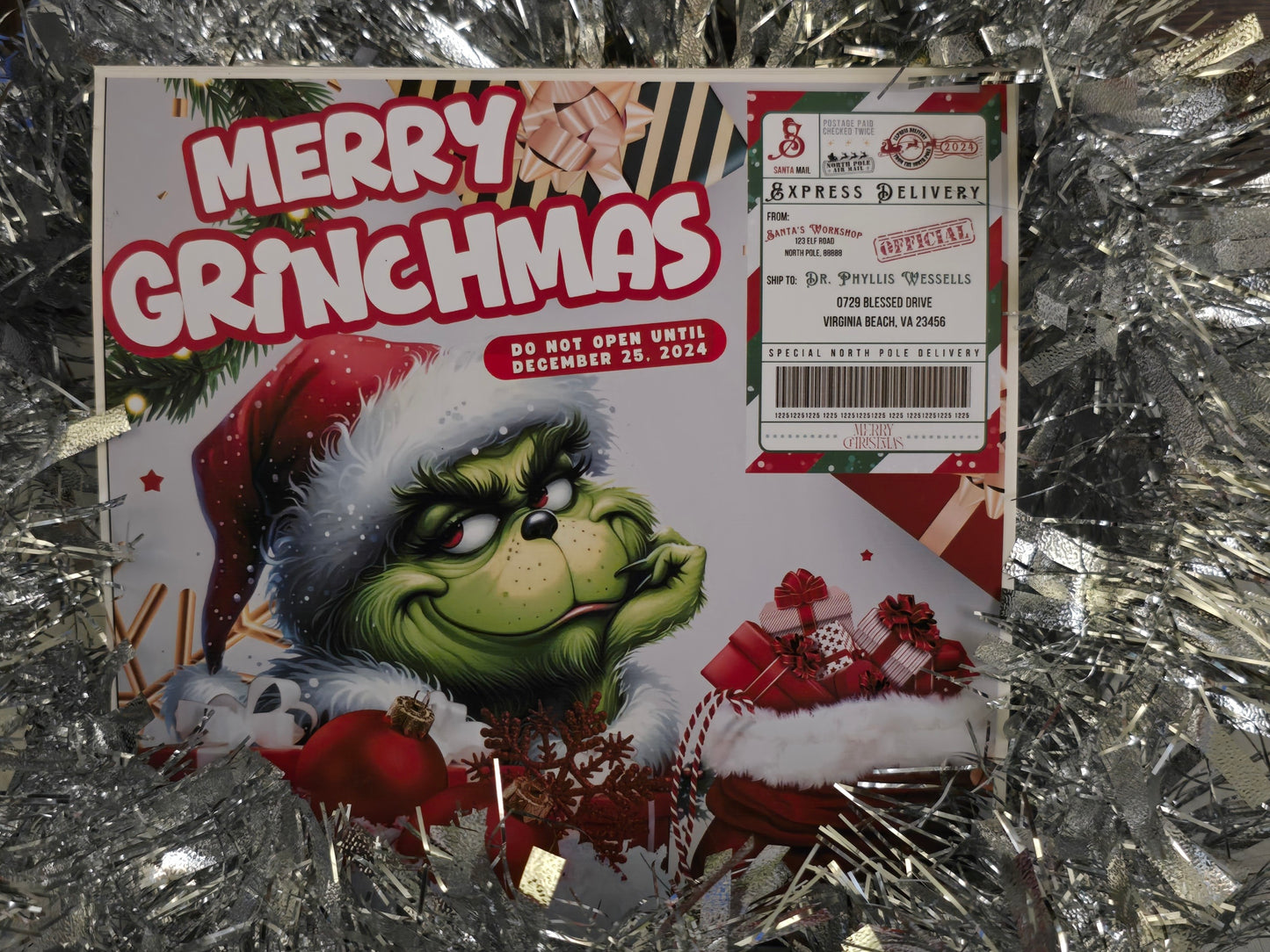 "Merry Grinchmas" Party Favor Box